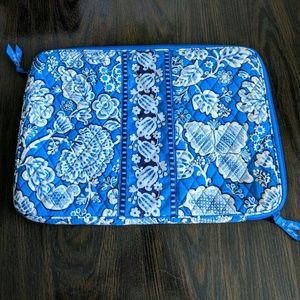 Vera bradley laptop sleeve blue and off white